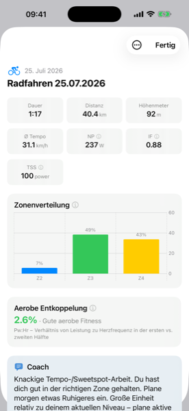 Screenshot des Debriefs einer Einheit: NP, IF, TSS, Zonenverteilung, aerobe Entkoppelung und Coach-Text