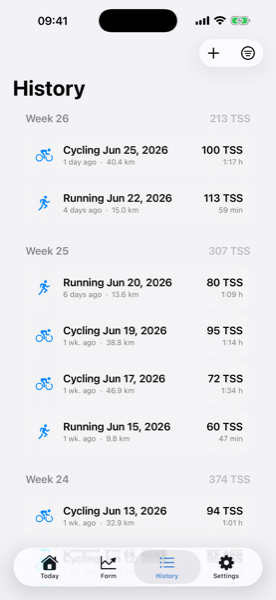 Screenshot of the history: workouts grouped by calendar week with weekly TSS